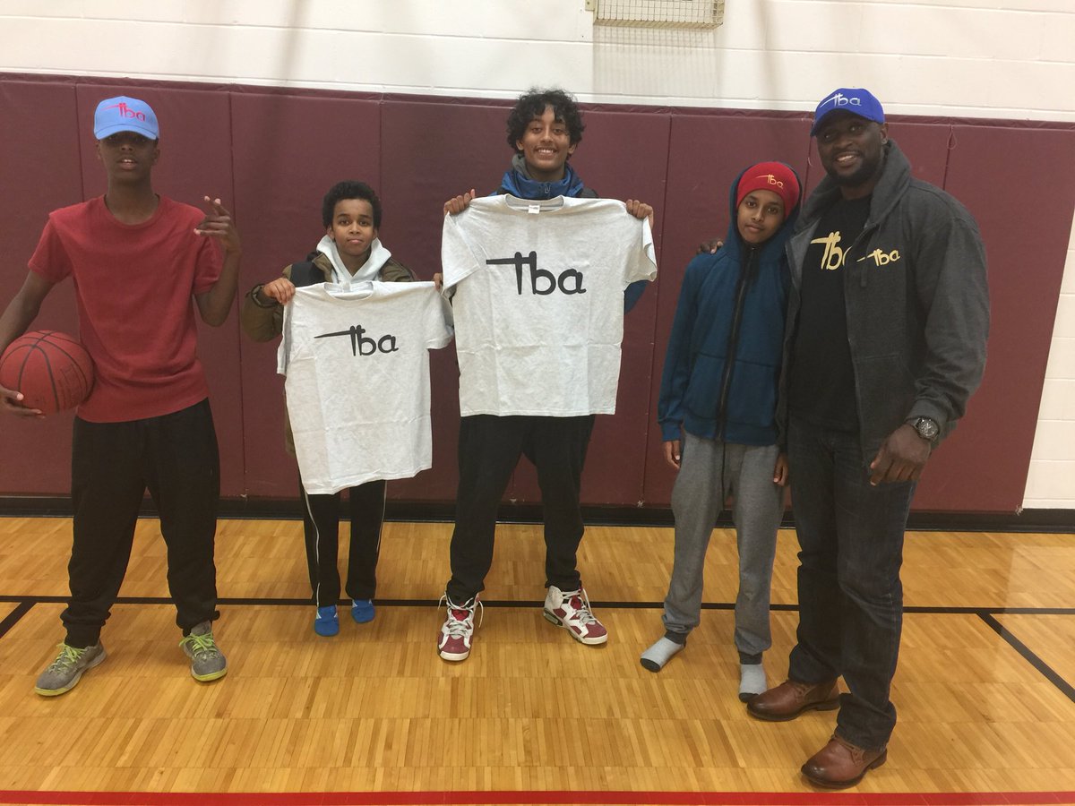 FabienKalalaCim's tweet photo. West-End #Ottawa Friday night sport! Team #Tba vs Team #BlackPantherMovie #CommunityEngagement #basketball #Kids #Youth #Communityinvolvement #Backtothecommunity @CarlingtonCA @ysb_bsj @OttawaPolice @ottawacity @cpopco @bayshore @Youth_Ottawa @TBA23 https://t.co/Jgu63pz2A0