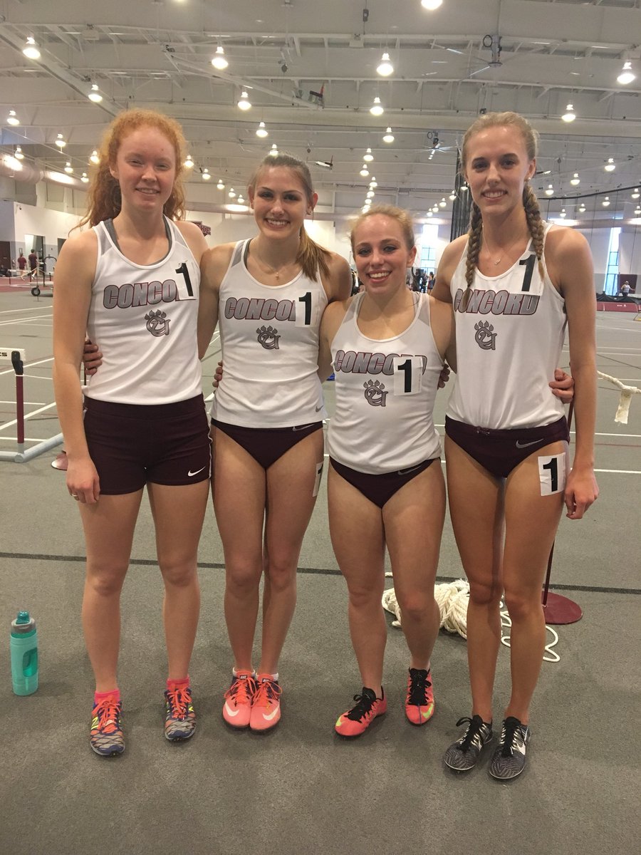 run_bailey_run's tweet photo. Broke the DMR school record with these ladies today &amp; @steeple_squigs put us on her #frenchbraidfriday story!! #CUTF 🐾🏃🏼‍♀️💨 @chernutan_h @TaylorGoinHamm https://t.co/DHlyuooDNW