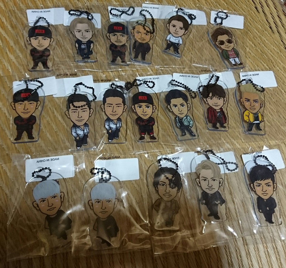 kcma_ho's tweet photo. バレンタインオンラインガチャ

譲 画像のもの(リプにもあり)

求 橘ケンチ､関口メンディーのレアのみ

難しいかと思いますがよろしくお願い致します。

#バレンタイン #オンラインガチャ #交換 #三代目 #GENERATIONS #EXILE https://t.co/hUb6cR8J7E