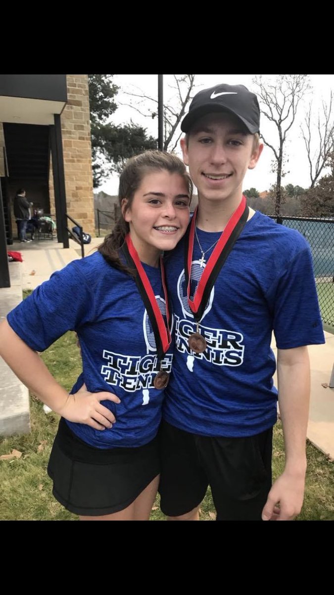 WPBLUESQUAD's tweet photo. #TimeToBrag GOOD JOB TODAY TIGER TENNIS💙🐯🎾
Maddie Booth/Claire Hiler-1st A doubles
Maddie Hiler/Hannah Gern-1st B doubles
Marisa LaJone/Jacob Sanford-3rd Mixed B
Jack Johns/Hope Turner-consolation
Chase Daniell/Kash Adams-4th A doubles
Aidan Phillips-4th B singles https://t.co/FNOEzla4KX