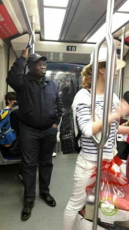 CoolBlood147's tweet photo. This is the Executive Governor of Abia state, he could not find a seat in a train in UK hence he has to stand.....meanwhile in Nigeria convoys to move around is over 10 cars.

I rest my case!!! https://t.co/QMzimD57JQ