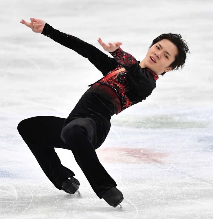 Royal_Kira's tweet photo. The jumps are great, but when #YuzuruHanyu and #ShomaUno hit the #Shinsuke move, it’s #BREATHTAKING!
@Olympics @NBCOlympics @ISU_Figure
#FigureSkating #Hydroblade
#PyeongChang2018
#WinterOlympics
#Olympics
#TeamJapan🇯🇵 https://t.co/cYtE4t9N64
