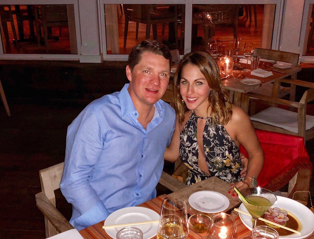 JenAyyad's tweet photo. @FourSeasons #oneandonly #Bahamas #ValentinesDay2018 #travel #TGIF #caribbeanislands #beachlife #funinthesun https://t.co/lVcSmqRIYv