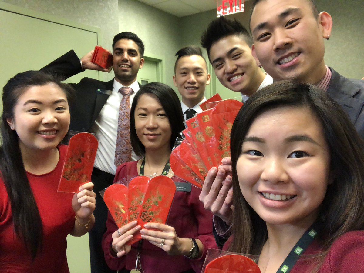 janice_ell's tweet photo. Cambie &amp; 8th wishing everyone good health and a prosperous new year!  Happy Lunar New Year 🐶✨ @ayuen113 @AdamChu_TD @CatLotze_TD https://t.co/kEPsFxLQGi