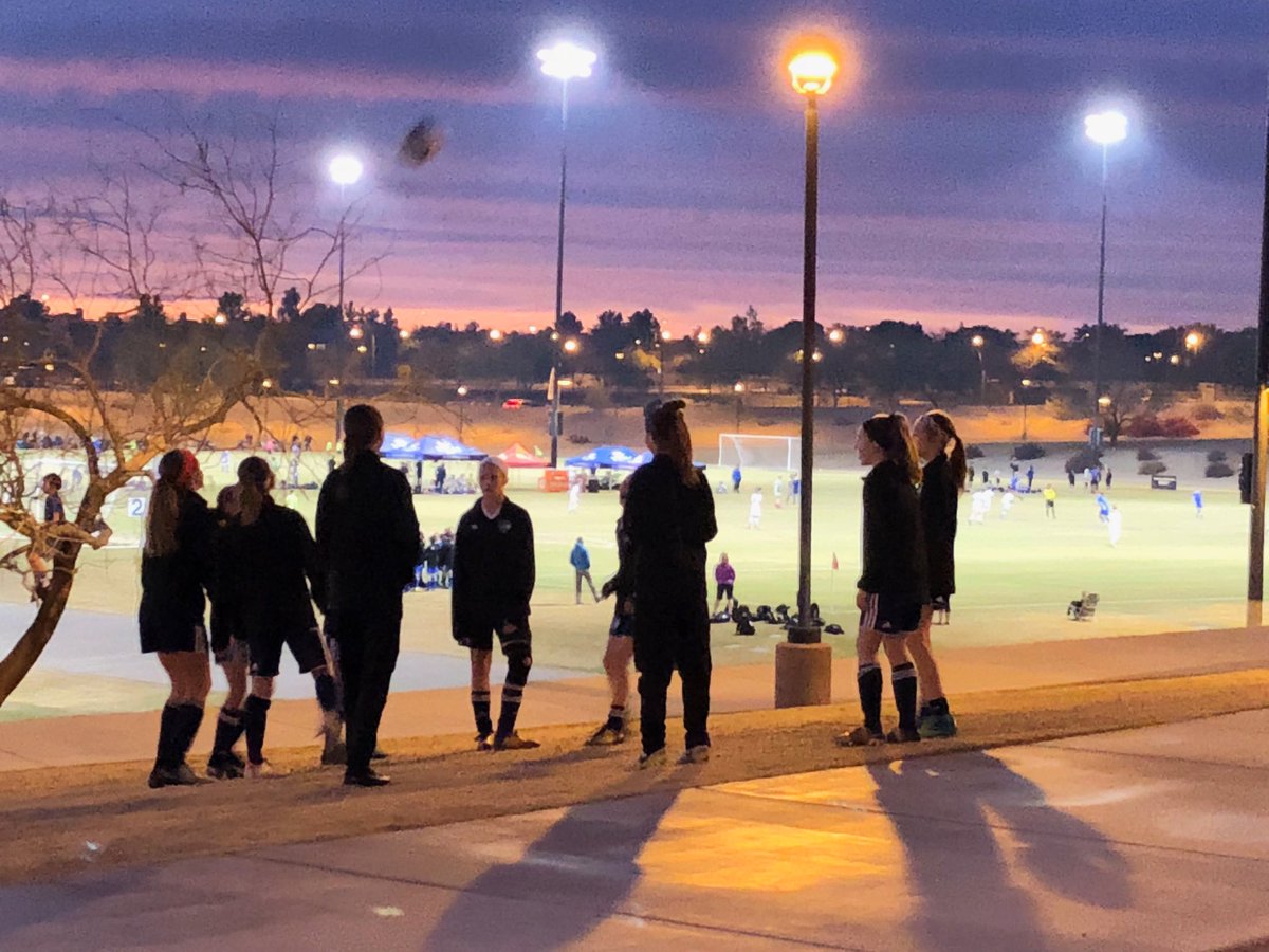 AlisonM12's tweet photo. #PDT2018 Beautiful night for soccer! https://t.co/W0oWMOy7y5