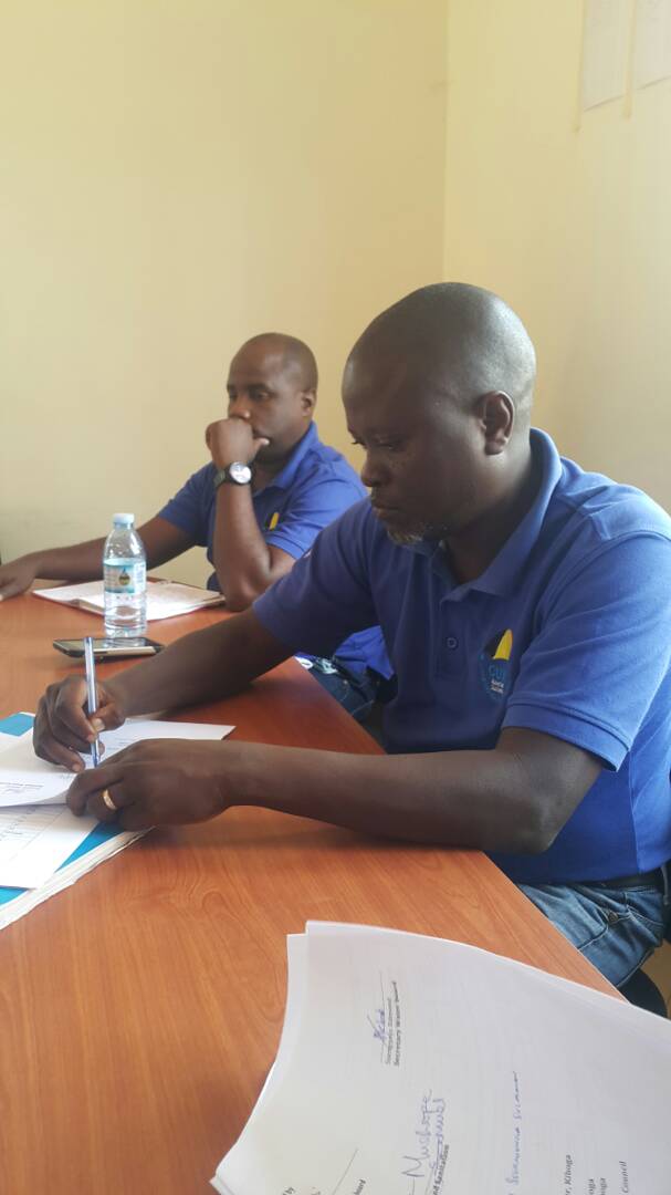 min_waterUg's tweet photo. Kiboga Water Supply System was handed over to Central Umbrella of Water and Sanitation to provide good service delivery to Kiboga community. #MWEWORKS @UmbrellasWatsan @HonKibuule @alfayole @WSDFUganda @FrankTumwebazek @DominicKavutse @UgandaMediaCent @nbstv https://t.co/KbFIRQfQ1T
