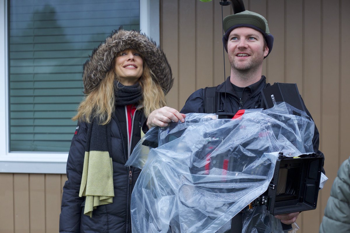lynnsheltonfilm's tweet photo. #femalefilmmakerfriday #furry #OutsideInBTS (in theaters starting 3/30; digital platforms 4/3!) me n my awesome DP #NateMiller https://t.co/Fj2gezusCD