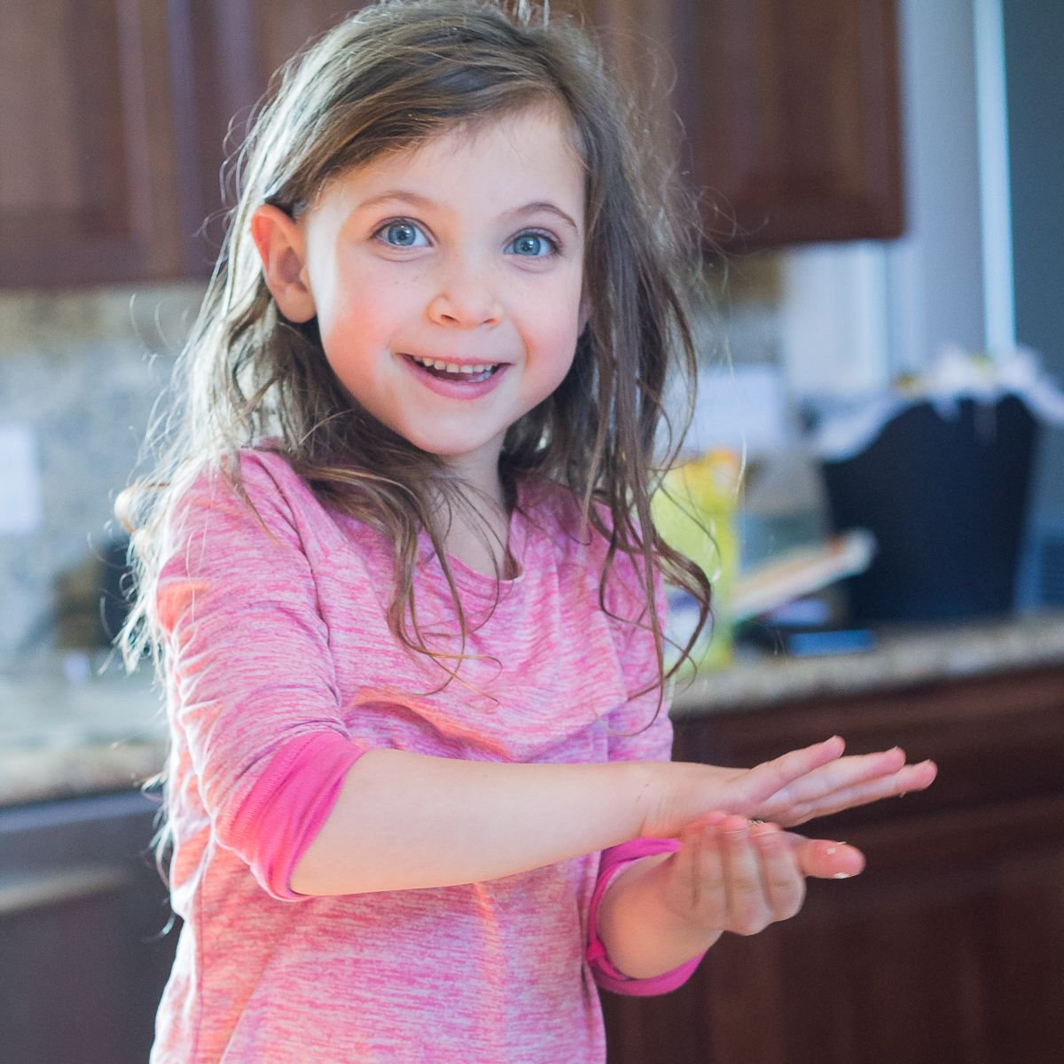 Life plan: To own a bakery/toy store and have 100 babies. And live at home. #5yo #dreambig