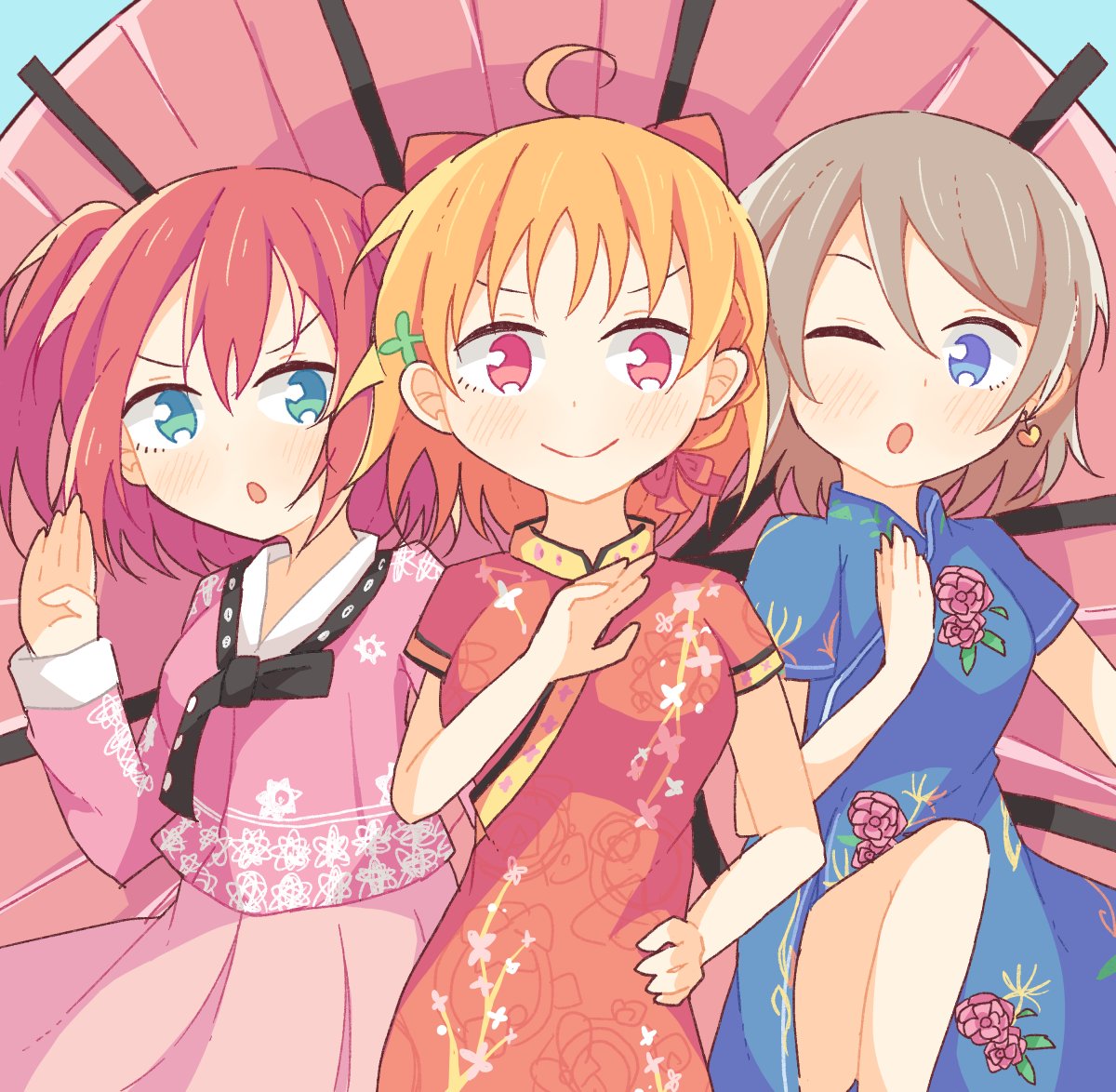 akasiaLL's tweet photo. ＼We are CYaRon!／ https://t.co/Wqtm51ySy7