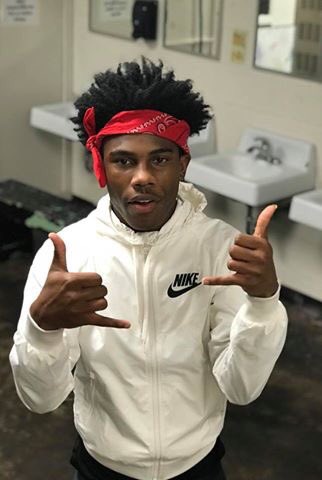 M.I.P guwop dee 🎱🖤🤞🏾🤙🏾 https://t.co/OUU0VGg3ur