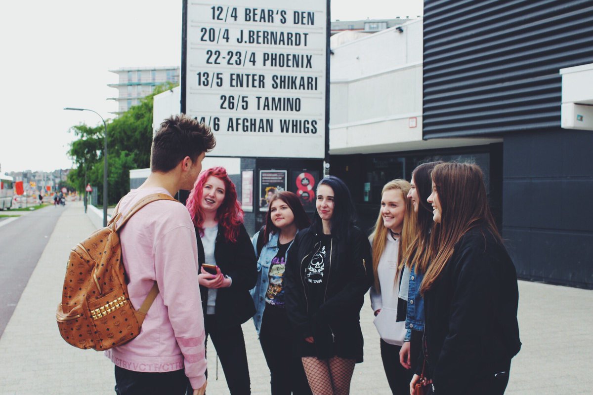 flickerhoranx tweet picture