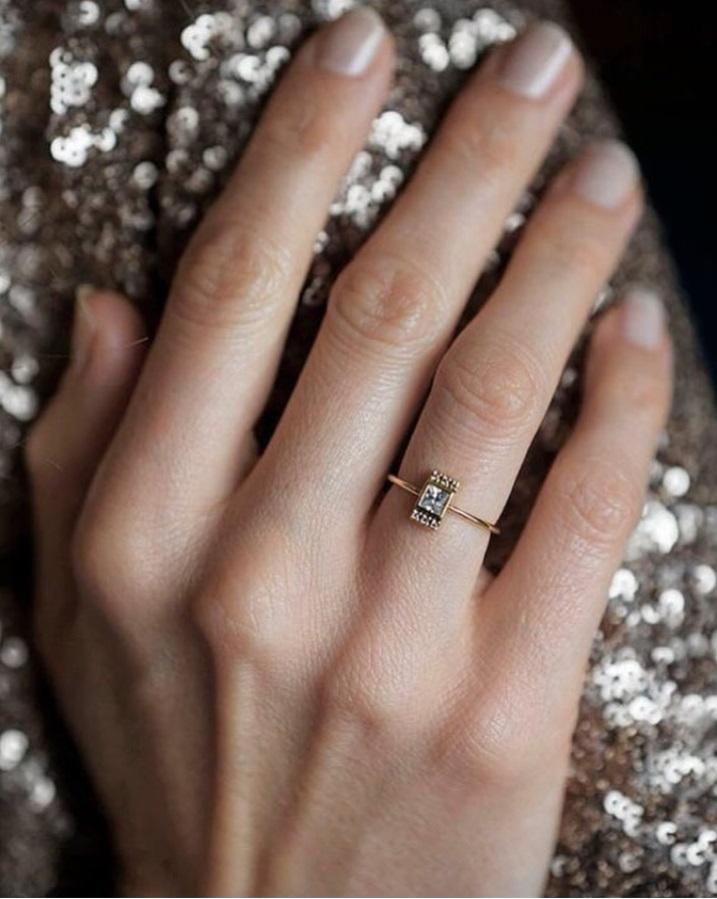 MPWPlan's tweet photo. Joyería que es ... 💗
.
by @minimalvs_jewellery
via @lovelybride
.
¡ Feliz #sábado ! 😘
.
#mpwp #weddingplanner #barcelona #joyeria #weddingideas #weddingblog #bodasnaturales https://t.co/wa1CcFCExU