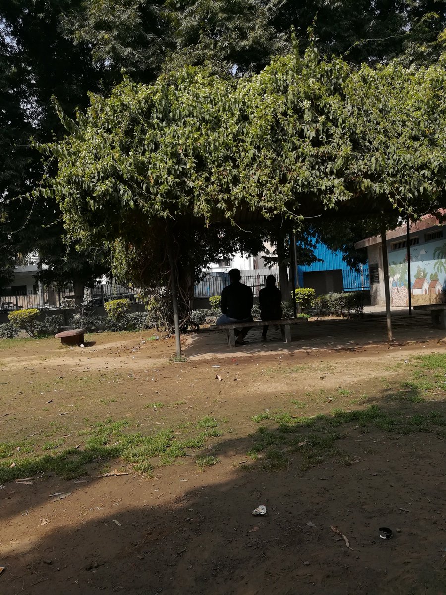 VeeeChaar's tweet image. Fursat ke din #springindelhi