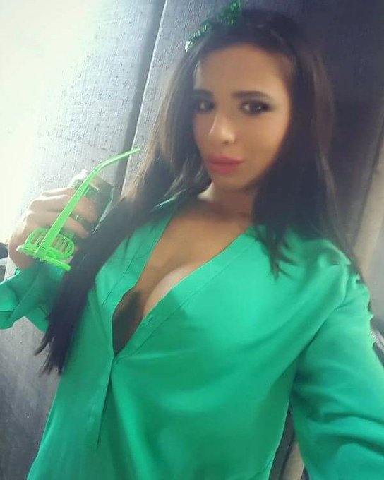 St. Patrick's day 🍻🍺🍀 #StPatricksDay #pornstar #selfie #cuckoldress #ninelmojado #fun https://t.co/o