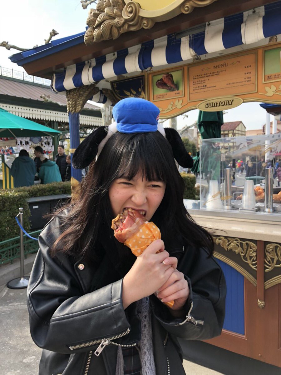 岡奈 なな子 Twitterren 食べる顔マジブサイク過ぎて困惑する 岡奈 なな子 Twitterren 食べる顔マジブサイク過ぎて困惑する