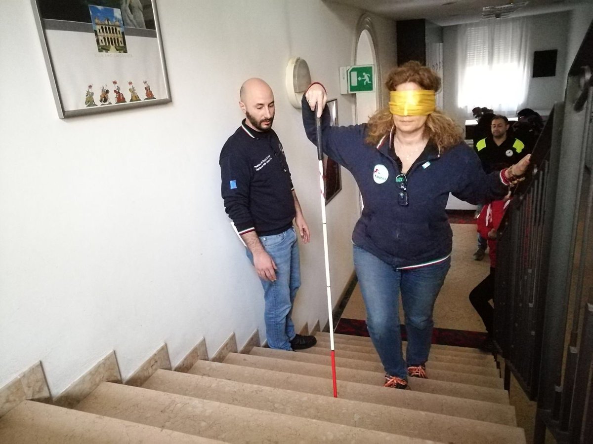 Anpasnazionale's tweet photo. La formazione di #iononrischio continua con il laboratorio sensoriale https://t.co/KQvqiQDLEr