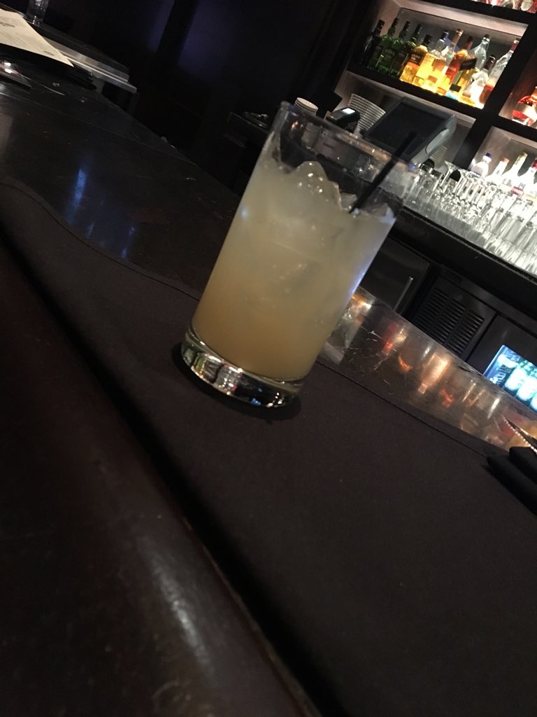 Northside1500's tweet photo. Drinks be high as shit and watered down 😩😩😩 https://t.co/WSR7VKhFaS