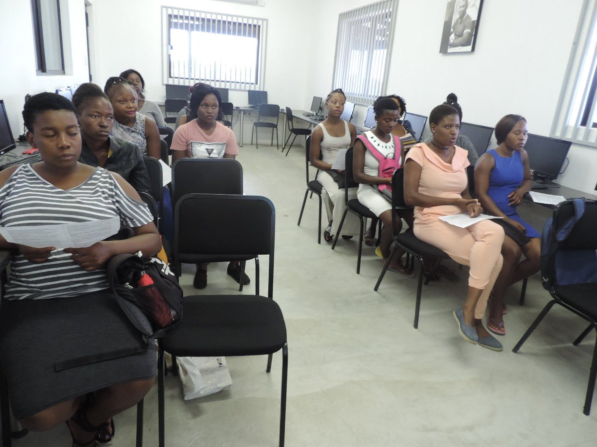 MokoenaMemory's tweet photo. #WonderFilledLearning #BYASaturdayLessons  Word Processing @HuntDLC1 @yingisanikhoza @b12mashaba @GwfOnline https://t.co/H8bBN4ydA2
