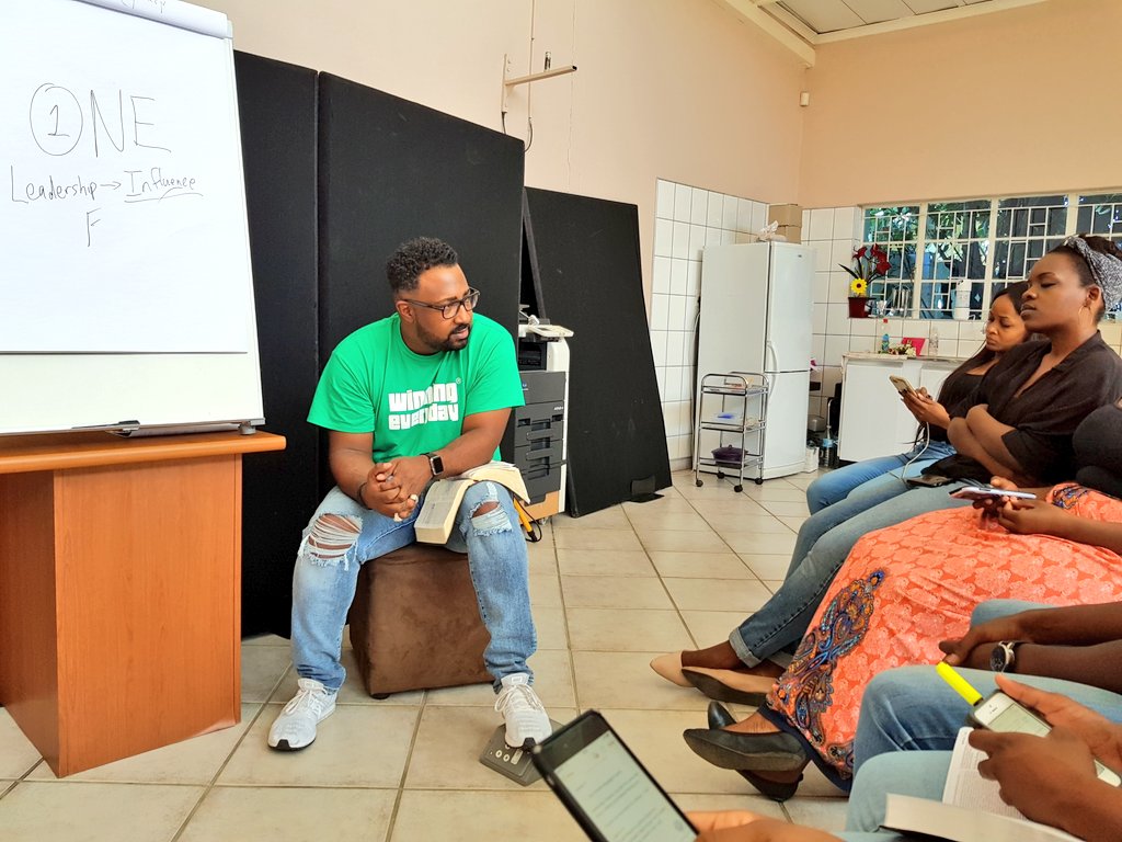 Twin_Zette's tweet photo. Fruitful session on leadership! @MikeAmeyNam #IgniteNamibia https://t.co/L9X6clT1Tb