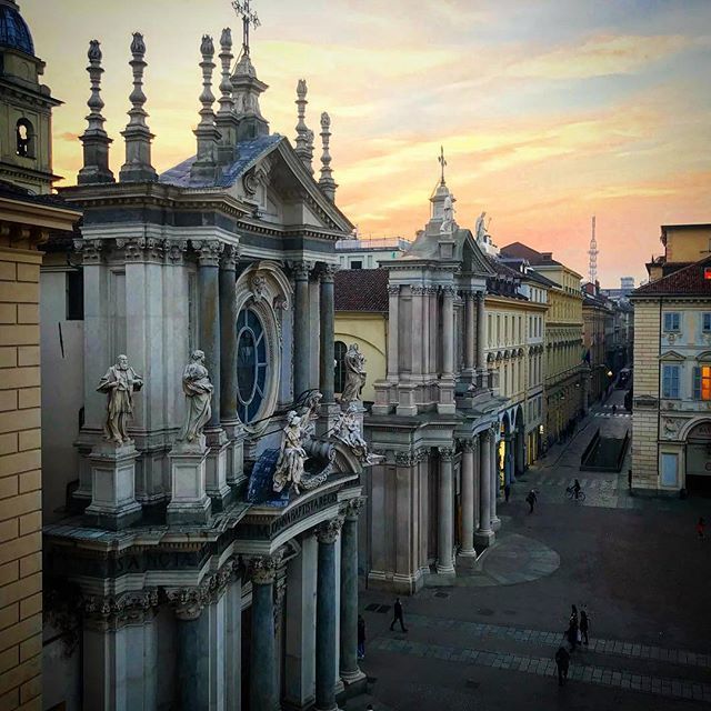 ciauturin's tweet photo. Magic view •

#torino #turin #kindofmagic #landscape #sunset #tramonto #juvarra #santacristina #sancarlo #fromturinwithlove #cartolina #postcard #torinopics #instaturin #iloveturin #torinolovers #torinomagica #inverno #winter #wintersunset #ordinearc… https://t.co/VPRvtLhNL8 https://t.co/Ud0FcvEh0g
