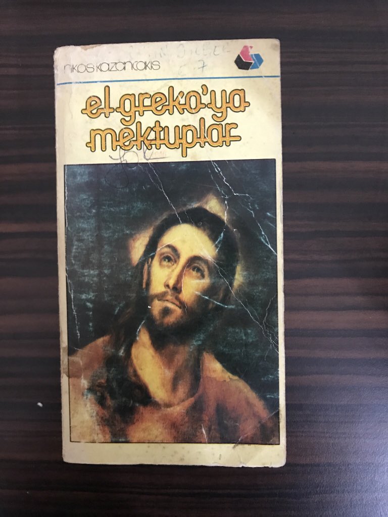 20. yy’ın en etkileyici yazarlarından biri olan Kazancakis’in büyük anlatısı El Greco’ya Mektuplar, yazarın ruhsal otobiyografisidir. Yazar, ünlü Rönesans ressamı El Greco’ya mektuplar biçiminde kaleme aldığı kitabında, insan varoluşunun anlamını sorgular. #kitap #tbkitap