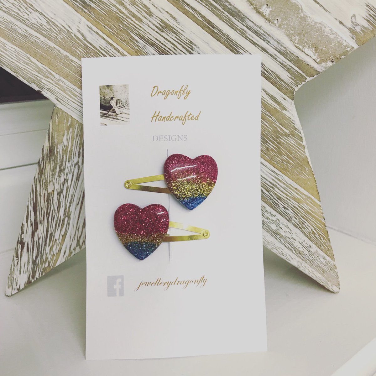 DragonflyR1975's tweet image. Super Snaps for Girls Gifts #UKGiftHour #crafturday #girls #hairstyle #lhttp://redhen1975.etsy.com