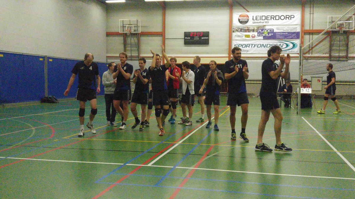 Heren 2 was gisteren voor de 3x (1x beker) dit seizoen te sterk voor heren 1. #leythondc #volleybal #nevobo
