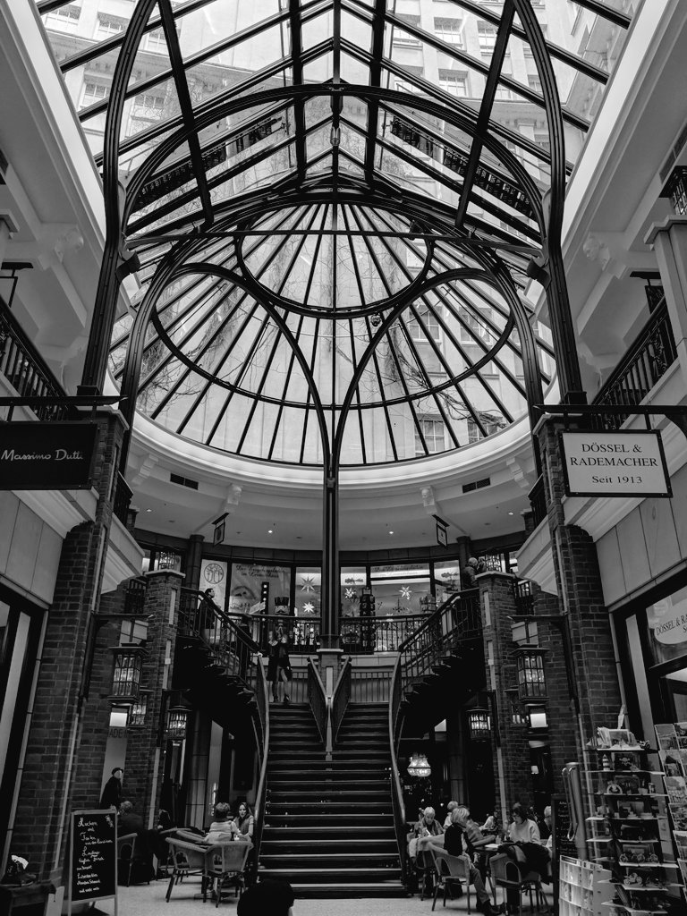 Visit Hamburg Whenever You Are In The City Center A Look Into The Levantehaus Is Well Worth It Many Traditional Shops And Delicious Restaurants T Co Ylmehpeyco