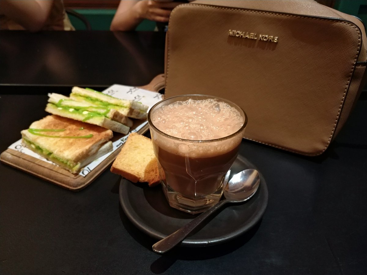 J4p11k's tweet photo. @mykopio Indonesian Bistro 🤗 https://t.co/stzW10f5Ox