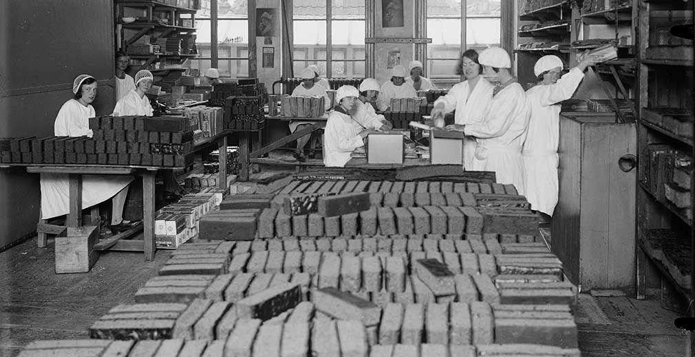 Een dagje Deventer: dat is andere koek! Vier het 1250 jarig bestaan mee  buff.ly/2F6seDs #deventer #deventer1250 #deventerkoek #koekstad #boekenstad #voorjaarsvakantie