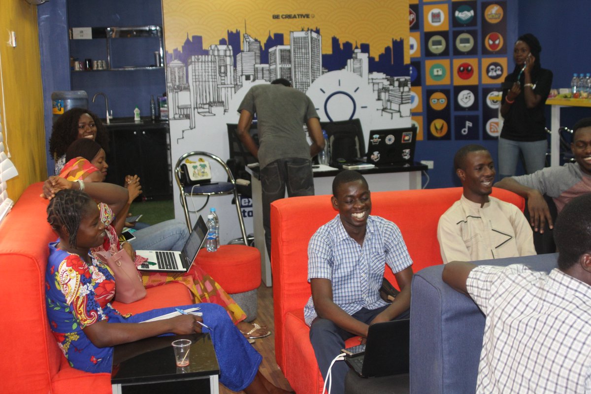 PythonAbuja's tweet image. Faces and scenes from #PythonAbujaMeetup 

#PythonProgramming #PythonNigeria