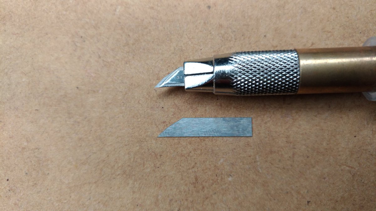 mmifinishwork's tweet image. 【雲母堂本舗情報】
6-20-02　AK.NOREN（雲母堂本舗 #wf2018w #wfmap evt.ms/1irw

唯一目新しい何かがこちら、
・LS01-A　WC（￥2,000-）限定5個
WC（タングステン・カーバイド）刃のライナーチズルA型です。
0.1mm厚として発注した試作品ですが、実測したら0.12mm厚くらいありました。