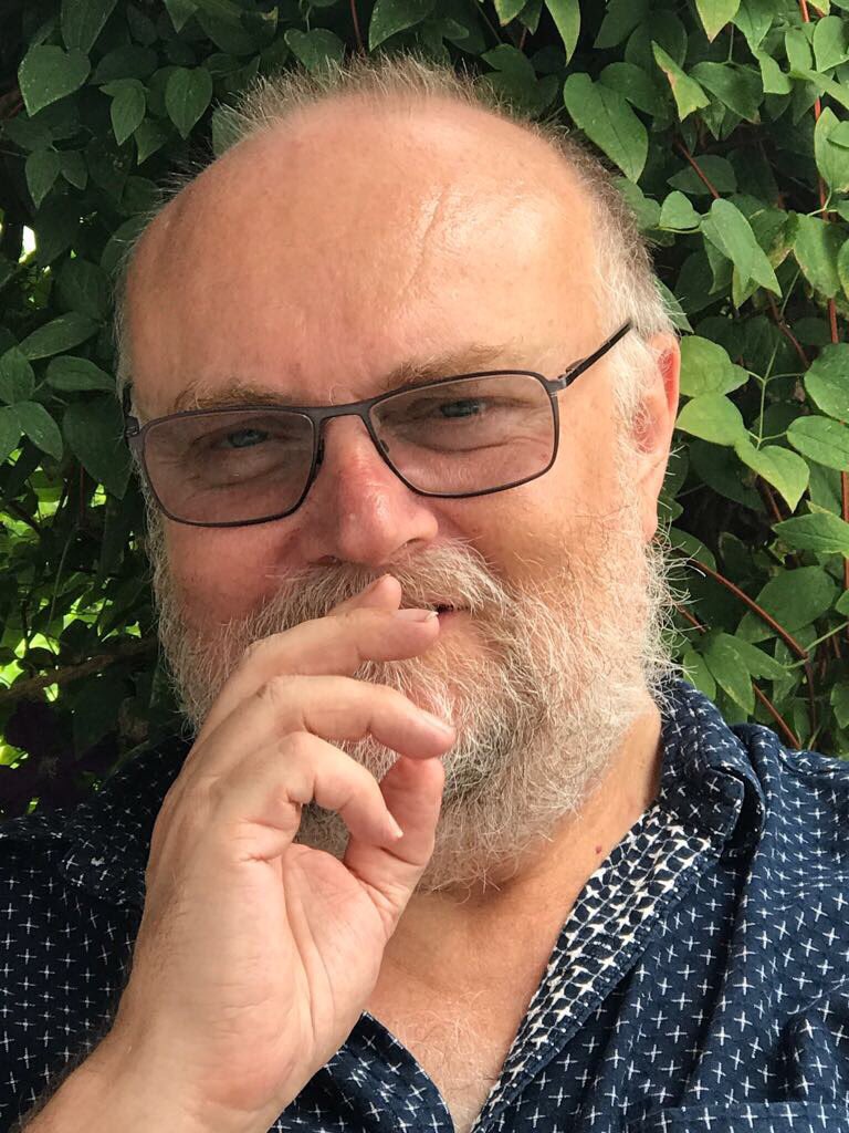 SwanseaEEE's tweet photo. Our course director and local @IETSouthWales West Chair @cpjobling is looking forward to meeting our #studyEEE visitors to @SUEngineering today https://t.co/ys7GfF53xQ