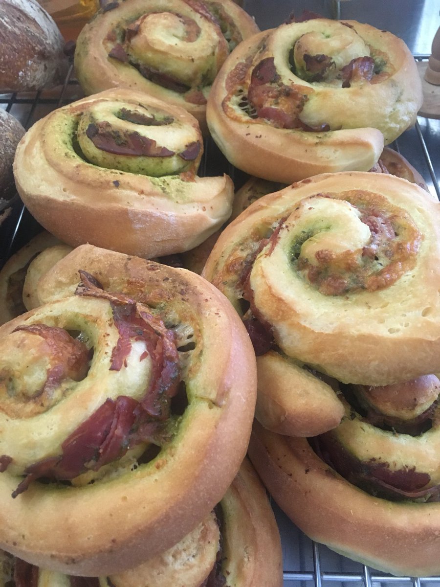 KWPublic's tweet image. New! Brioche with ham, smoked mozzarella and pesto. #saturdaymorning #breadlove
