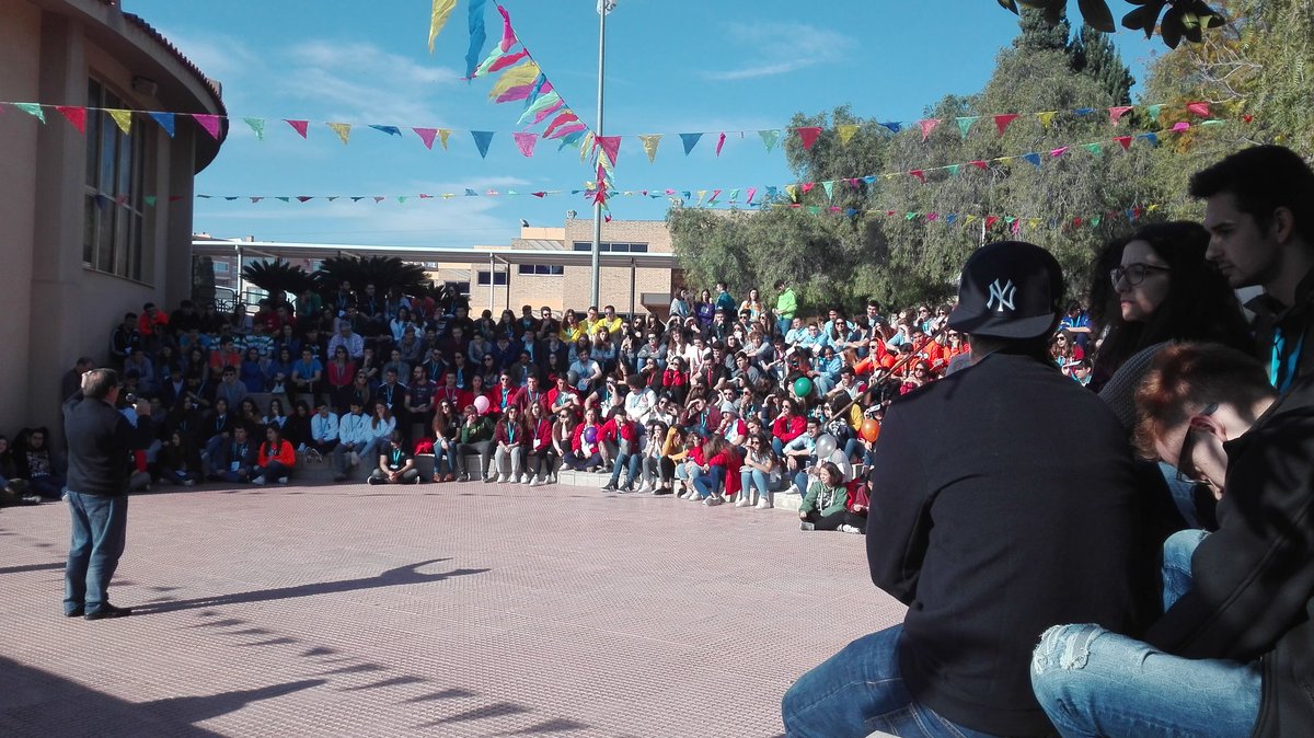 Disfrutamos hoy del #Campobosco en Alicante con momentos formativos, bailes, dinámicas sobre la vida de Don Bosco y mucho más ❤🎉 Llamados, ¿para qué? 😍 Descúbrelo aquí