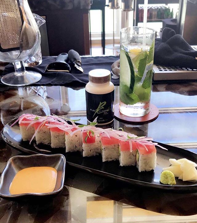 PureCelebritea's tweet photo. The #PureCelebritea lifestyle!! 🍃🍣 https://t.co/zFw82jn76g https://t.co/BkMi3PXTsj