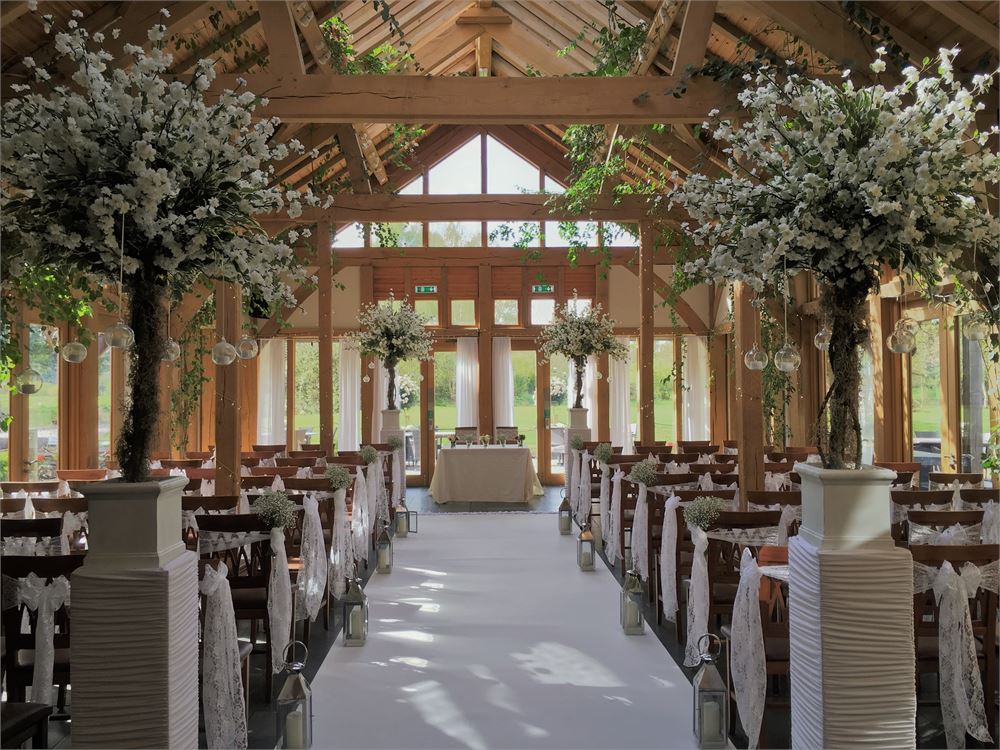 The Ideal Venue (@theidealvenue) on Twitter photo Widely renowned as one of the most beautiful & idyllic barn #wedding #venues, The Oak Tree of Peover features stunning oak beams, an abundance of natural light & 165 acres of glorious #Cheshire countryside.
theidealvenue.com/united-kingdom…
<a href="/weddings/">Sam Peterson</a> #bride #engaged <a href="/oaktreeofpeover/">Oak Tree Of Peover</a> Widely renowned as one of the most beautiful & idyllic barn #wedding #venues, The Oak Tree of Peover features stunning oak beams, an abundance of natural light & 165 acres of glorious #Cheshire countryside.
theidealvenue.com/united-kingdom…
<a href="/weddings/">Sam Peterson</a> #bride #engaged <a href="/oaktreeofpeover/">Oak Tree Of Peover</a>