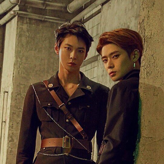 dearestjaemin's tweet photo. they edit fast. GUARD GUARD BAWAL TO 🤭 https://t.co/RRtEDixdRX