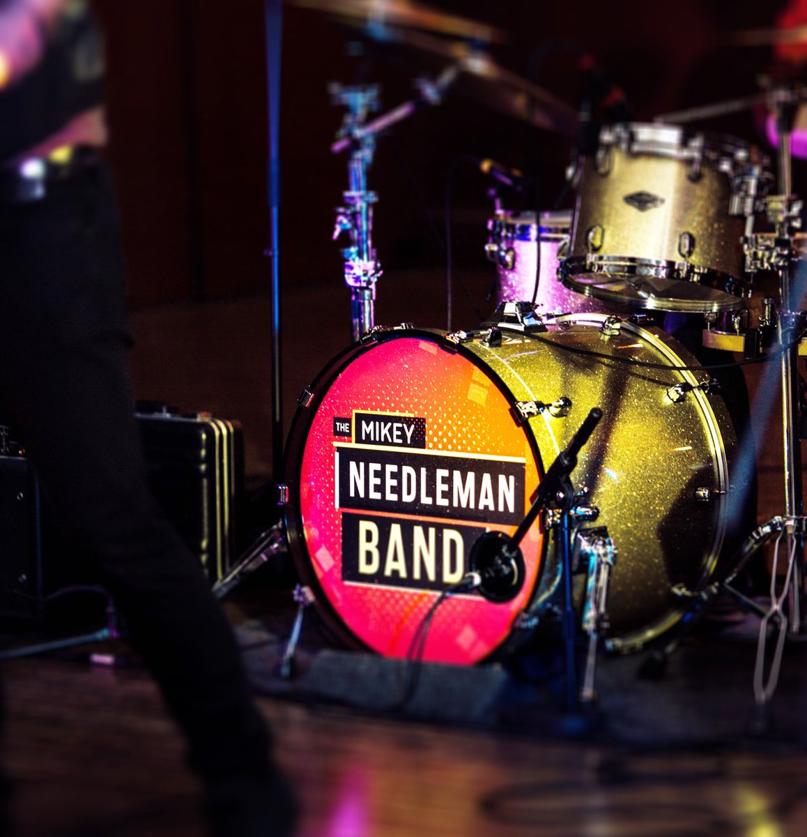MikeyNeedleBand's tweet photo. Tonight at @OneBlockSouthKC, MNB returns to Local Tap. 10pm start!

#livemusic #kanza #localtap #kc #live #drums #guitar https://t.co/OdiluwOfTs