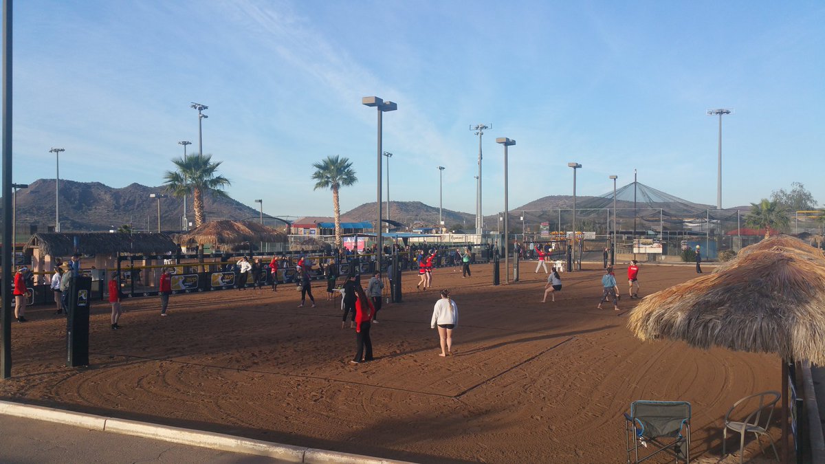 BeachFirstVball's tweet photo. Awesome morning for beach!!  #avpfirst https://t.co/NS1nMg510S