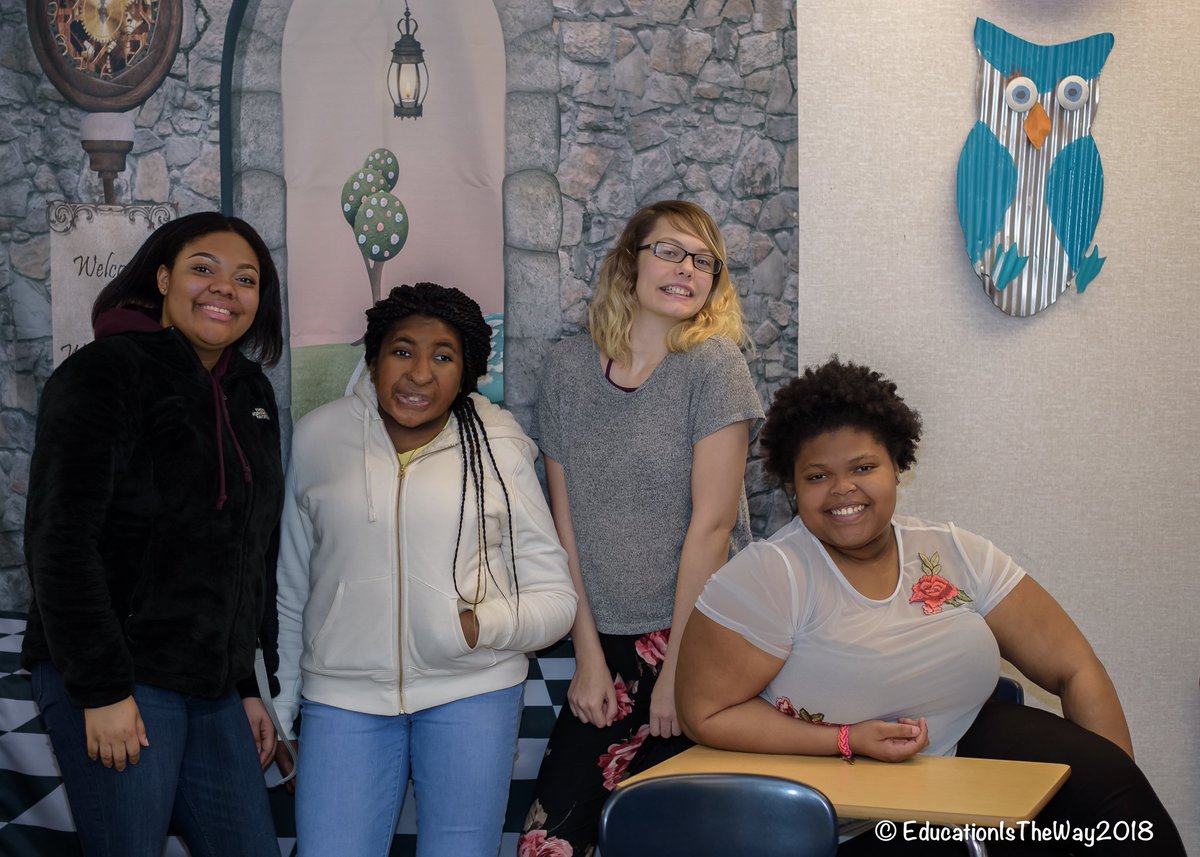 It's time for scholarship applications! These GMHS Comp II seniors are proud to be prepared for graduation and college life. <a href="/GMHS2018/">GMHS Alumni</a> educationistheway.com  Find us on Facebook - Education Is The Way
