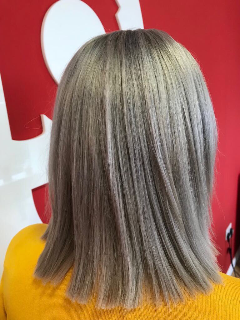 TheHairGallery_'s tweet photo. Another great colour from the #wella range -modelled by the lovely Nic #colorfreshcreate #wellaLove #wellaHair #ultrapurple #colorcreate https://t.co/p3if0WRSXU