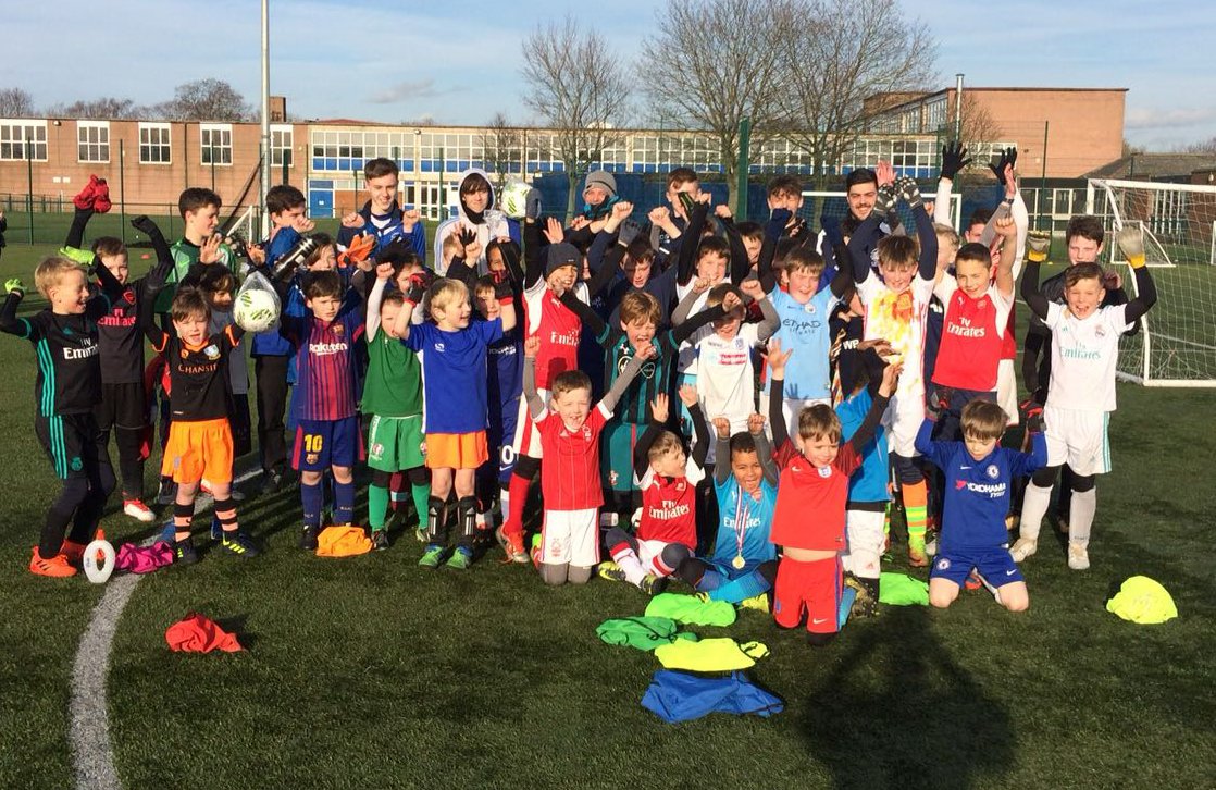 CityYouthFC's tweet photo. A fantastic week at the @CityYouthFC Feb Coaching Camp, with over 200 taking part. Part of #HertsYOPA18 #CoachingDevelopment #CoachEdWeek18 https://t.co/riZMfwJjhy https://t.co/lNRvTQNBoA