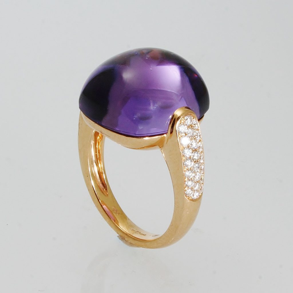FurrandCo's tweet photo. Amethyst, the birth stone for February, also reflects the Pantone Colour for 2018 Ultraviolet - bold, rich shades of royal purple, either in a faceted or cabochon stone https://t.co/JcSpapGhcp
