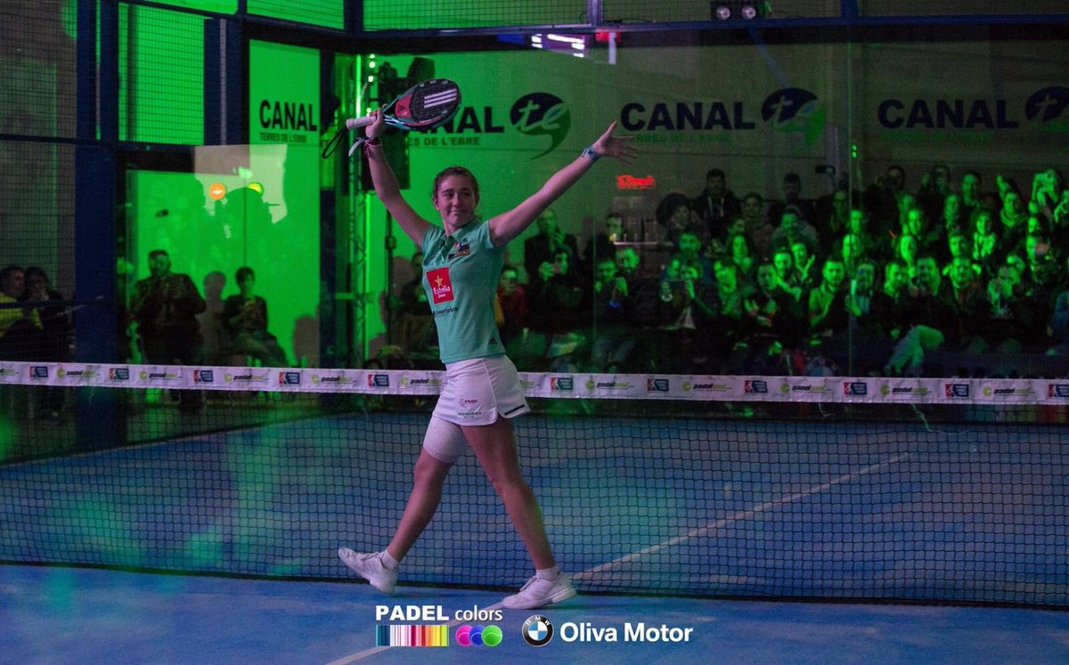 Enhorabuena <a href="/padelcolors/">padelcolors</a> por vuestro 5ºaniversario🎂y por la gran fiesta que montasteis ayer!!!!👏🏽Gracias por vuestro cariño!!!!💗💗
🥂🍾por muchos años más!!!!🎉