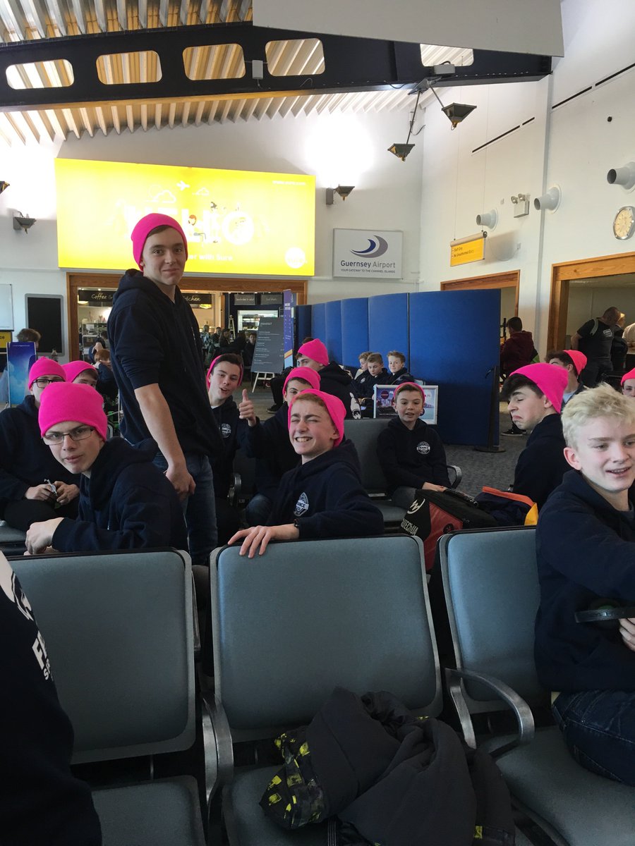 Eliz_CollSport's tweet image. All ready to go 🎿