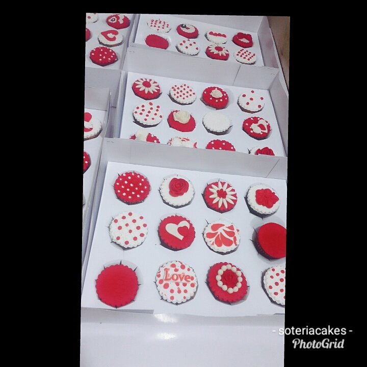Soteriacakes's tweet photo. Na so-so love-love, not a single order wanted any colour than red. Meanwhile, who actually gave love this red colour?
Call us for your next cake +2348038764631. #WeLoveLove #LoveScenarioPAK #SurprisingRomanticGestures #TipsForTheNewlyWed #Valentines2018 #romance https://t.co/cnWkHK4bNa