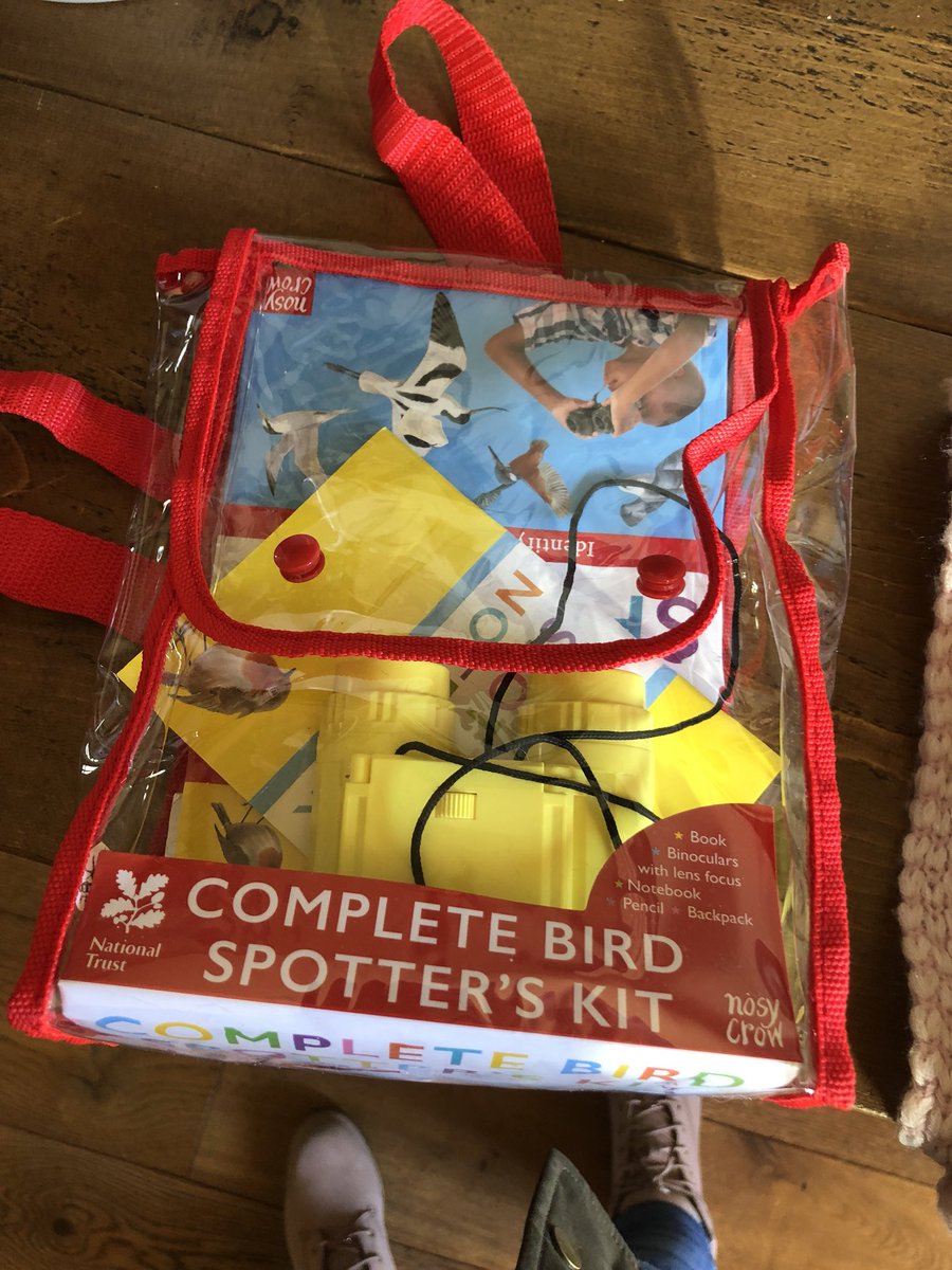 vickywilson's tweet photo. It’s going to be a nature kind of day... #lovebirds #nationaltrust #youngtwitcher https://t.co/Yt7o8XbRwb