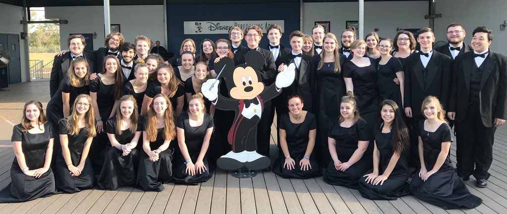 Chamber Chorus before their performance in Disney <a href="/wsedisney/">Wsedisney Trip</a> #wsedisney