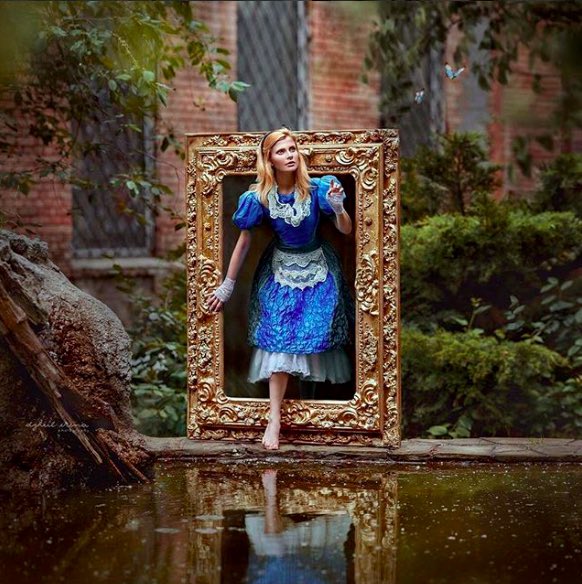 TIPSnLEARN's tweet photo. Il était une fois une #photographe Ukrainienne qui remet au goût du jours les #contes ! #OnEstFan d'Irina Dzhul et de ces photos #intemporelles !
https://t.co/TI0PoLe0L1 https://t.co/KtgYwEyjoc